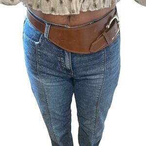 Brown VTG Women’s BOHO Swoop Tear Drop Leather Belt with Silver Buckle- Size M/L